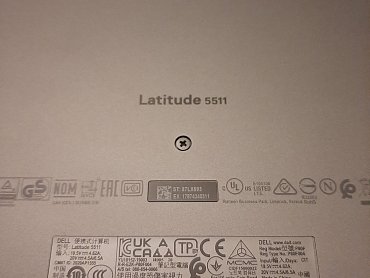 Dell latitude 5511 i7 16gb ram 1tb ssd 15
